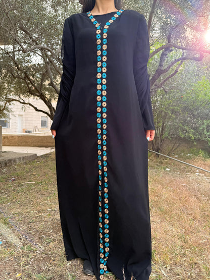 Black Open Abaya – Timeless Elegance in a Modern Traditional Style